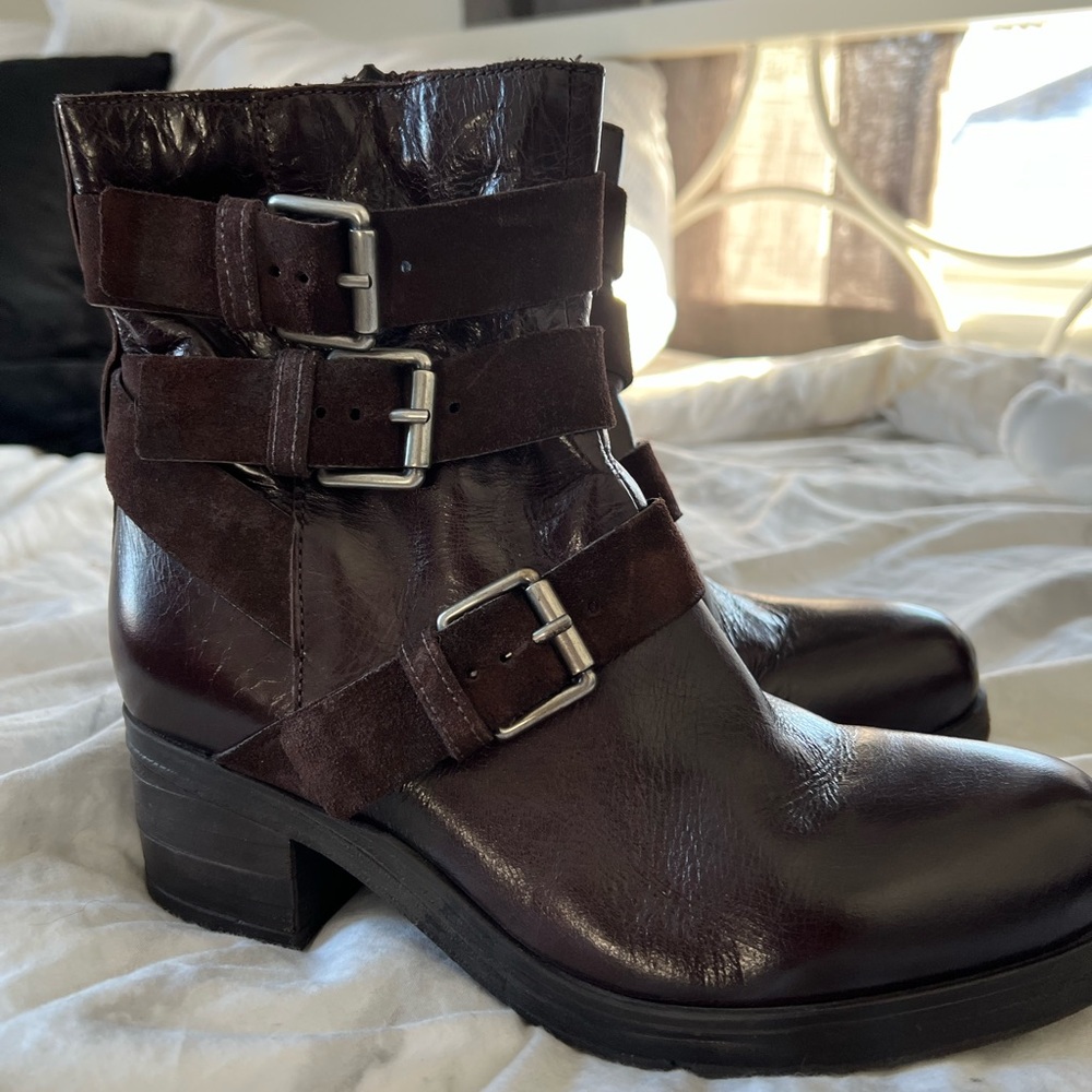 Miz Mooz brown leather buckle boots Size 8-8.5, 39 EU sizing